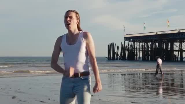 Alex Cameron - Runnin' Outta Luck