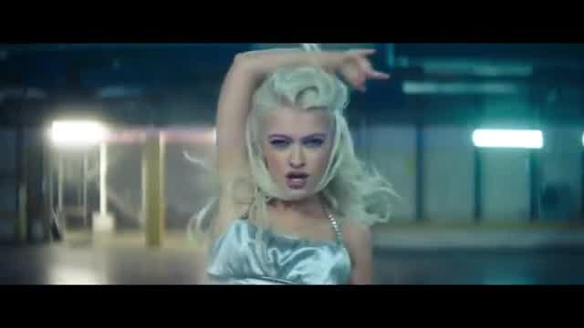 Alice Chater - Hourglass