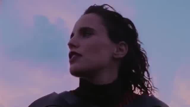 Anna Calvi - As a Man