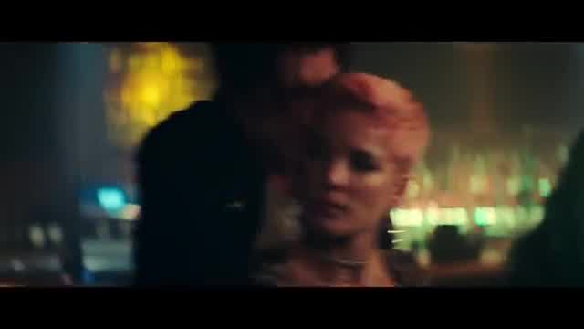 Halsey - Without Me