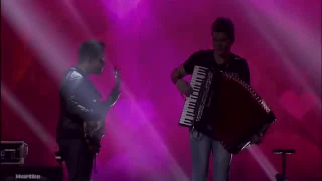 Henrique & Juliano - Quem Ama Sempre Entende