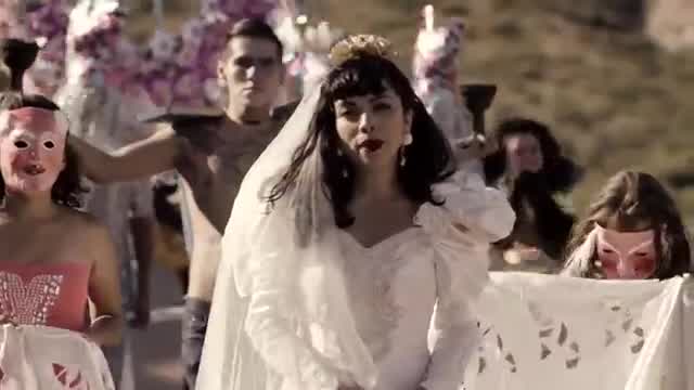 Mon Laferte - Tu falta de querer