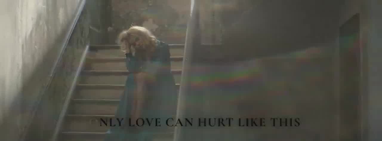 Paloma Faith - Only Love Can Hurt Like This