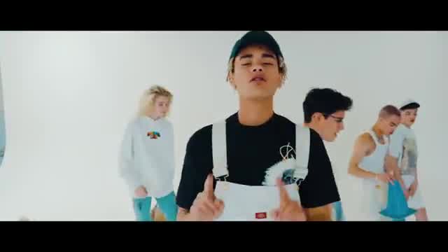 PRETTYMUCH - 10,000 Hours