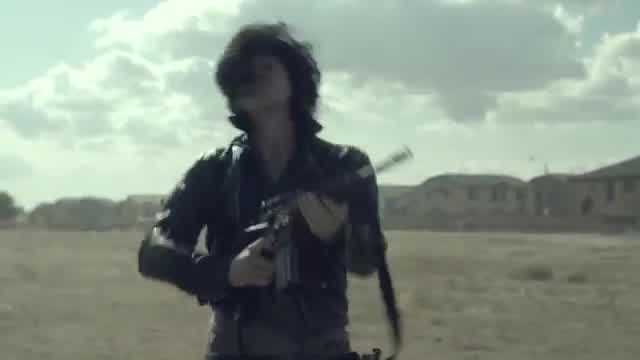 The Dead Weather - Treat Me Like Your Mother