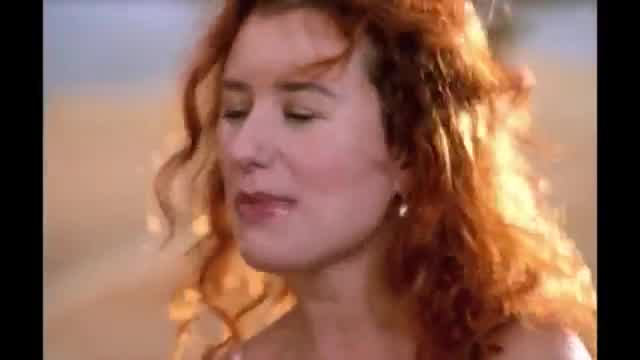 Tori Amos - Cornflake Girl