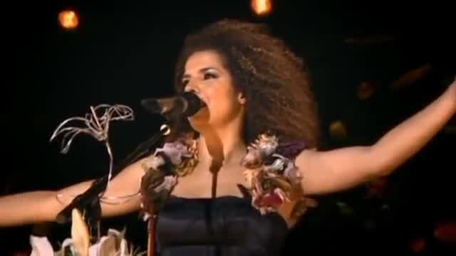 Vanessa da Mata - Não me deixe só