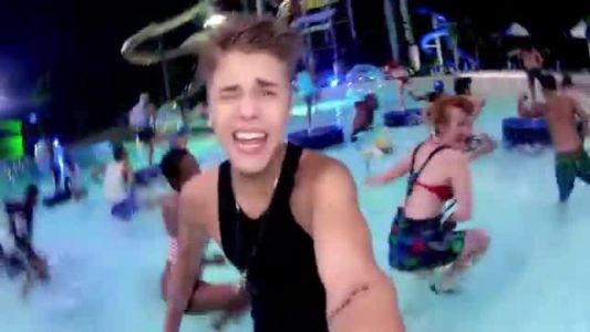 Justin Bieber - Beauty and a Beat