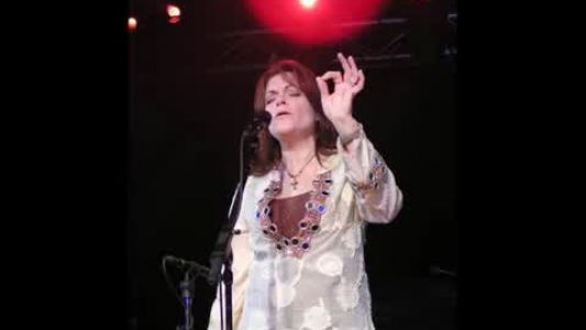Rosanne Cash - I Was Watching You